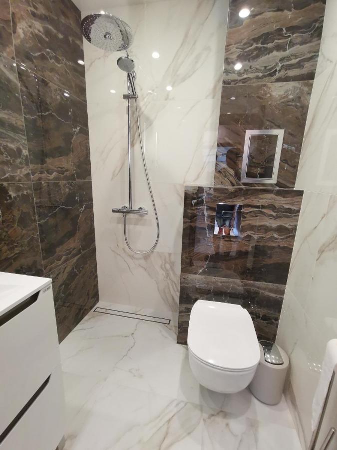 City Center Lux Apartment Varna Bagian luar foto